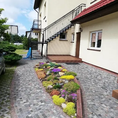 Komfortowe,samodzielne Pietro Do Wynajecia - Pokoje Goscinne Olenka Nowecin