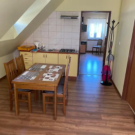 Komfortowe,samodzielne Pietro Do Wynajecia - Pokoje Goscinne Olenka